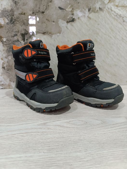 Продам зимние ботинки