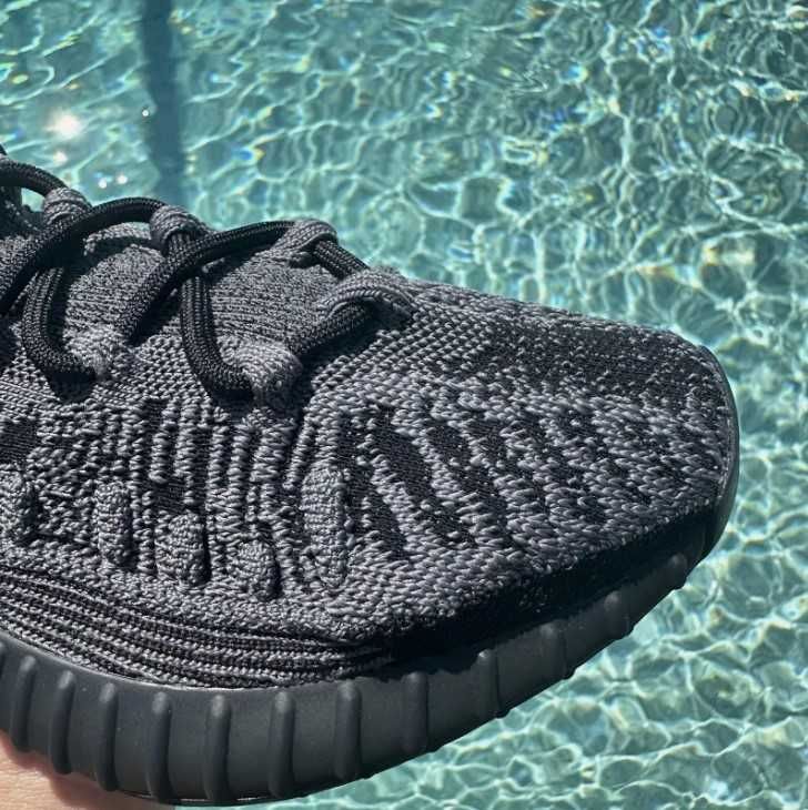 adidas Yeezy 350 V2 Cmpct  Slonyx/ Slonyx/ Slonyx 42 2/3 Оригинални!