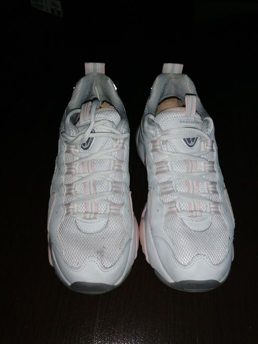 Skechers dama măr. 38