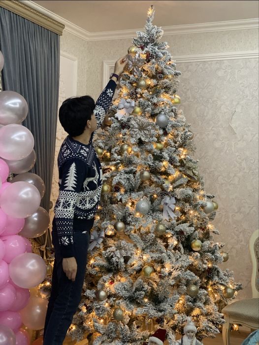 Елка новогодняя + комплект игрушек