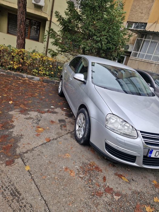Vând Volkswagen Jetta 1.9TDI