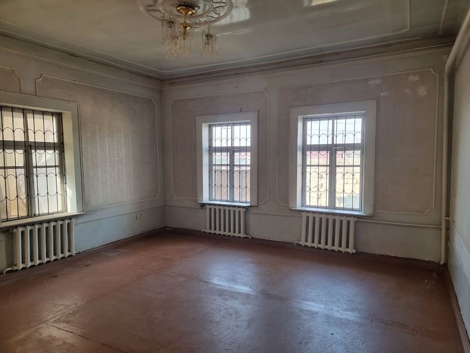 Феруза ,ТТЗ -2 м-в 6 сот 5 комн