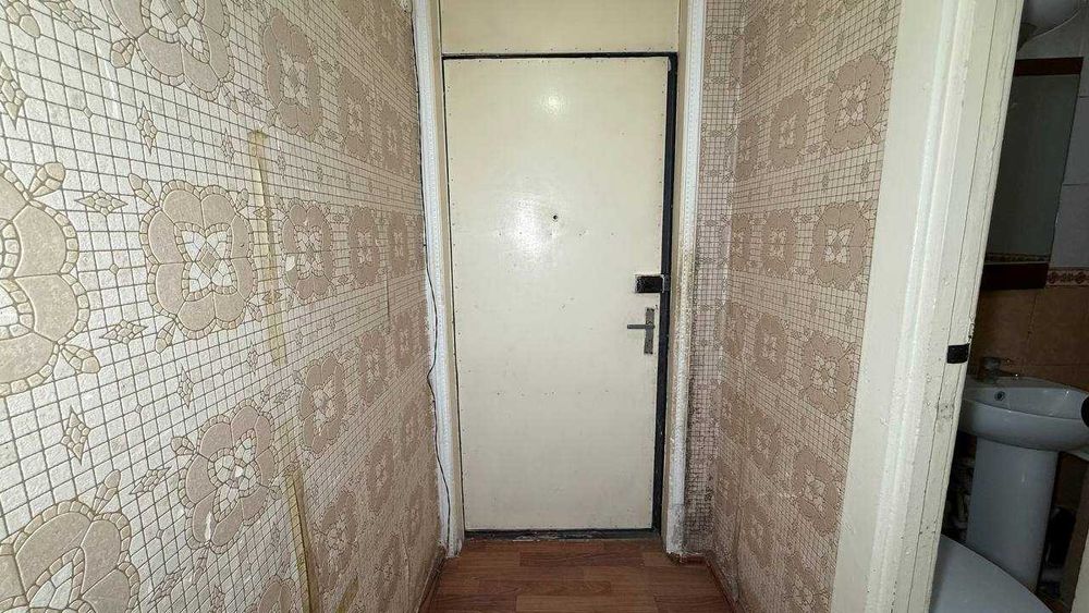 Фрунзиский Часпик 3 қаватда 3 хонали квартира сотилади. D: 1540