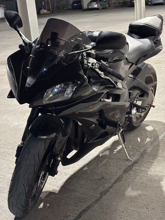 Se vinde Yamaha R6 50th Anniversary