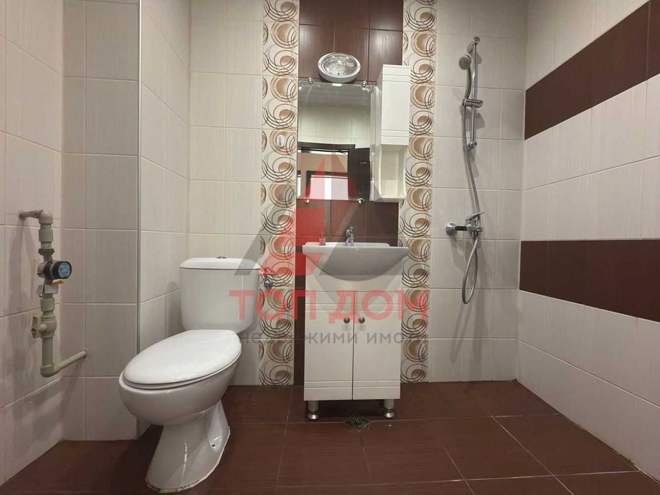 Продава се Двустаен апартамент в Варна, Лятно кино Тракия - 87 кв.м за 2382 €/кв.м - Снимка #18