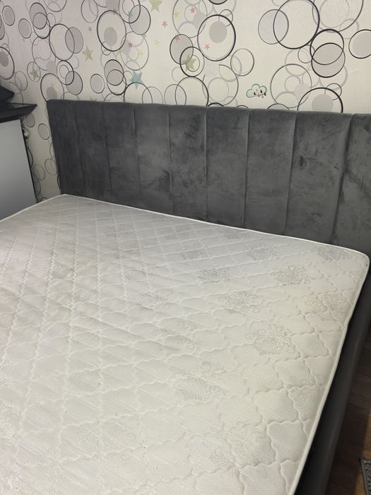 Продам кровать двуспальная