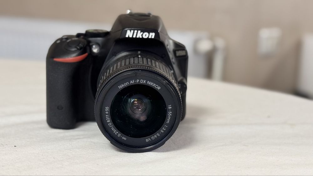 Nikon d550 + 18-55