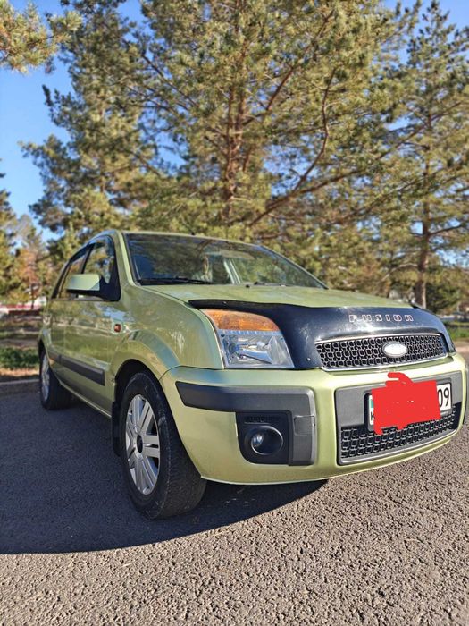 Продам автомобиль Ford Fusion