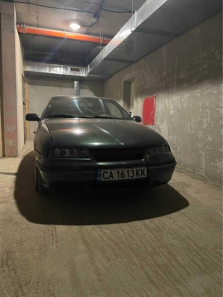 Продавам Opel Calibra