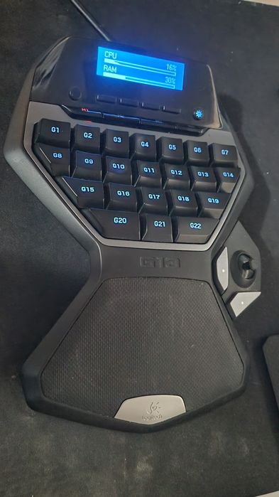Gameboard Logitech G13 , USB, Gaming sau Editări / Video / Audio