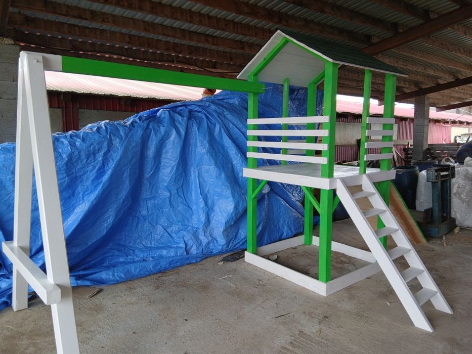 Casute de copii de vanzare