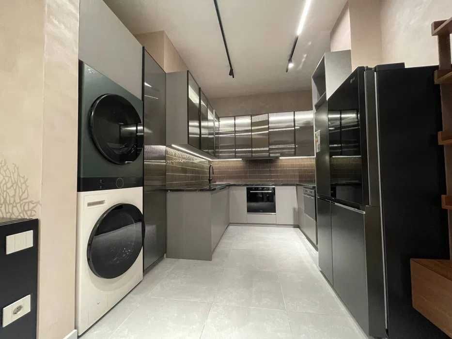 Собственник! Продается пентхаус 303 м2 в ЖК Mirabad Avenue