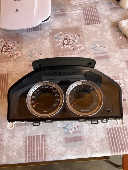 Vand ceasuri bord Volvo S80 2011