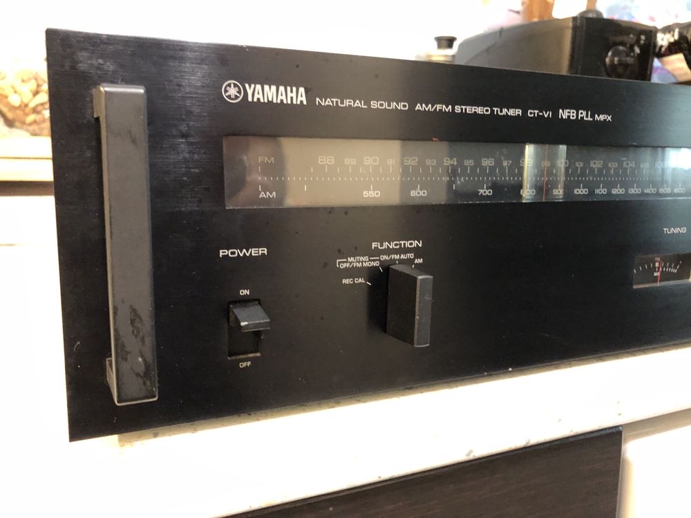 Тунер Yamaha CT-VI