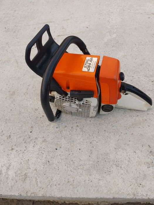 Vinde sthil 064 în stare foarte bună de funcționare preț 28 de milione