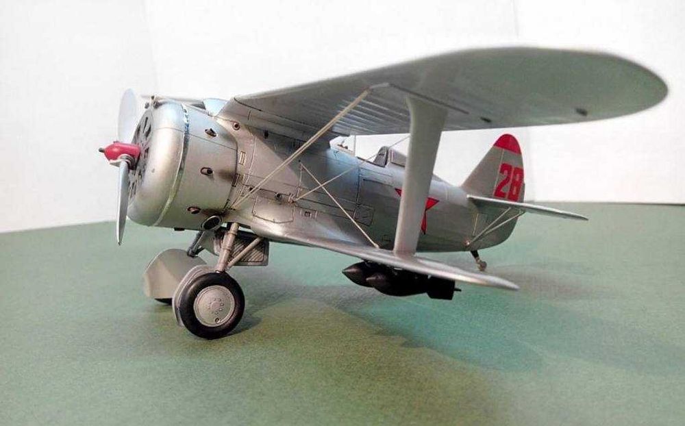 Сборная модель самолета И-153 Чайка (ICM, 1:72)