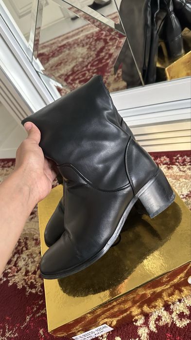 продам сапожки женские натуральные