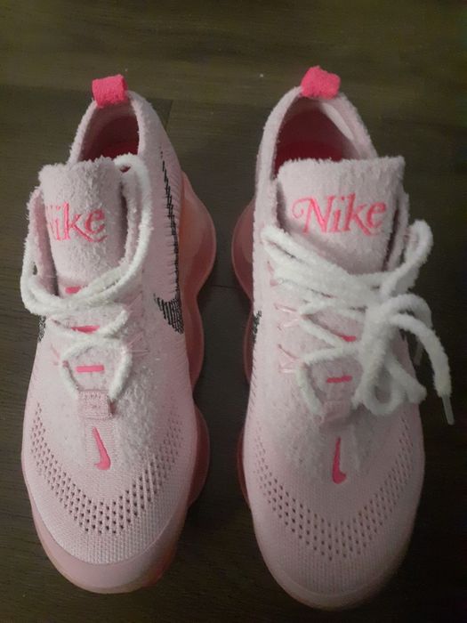 Маратонки Nike Air Scorpion розови Pink