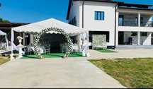 Inchiriez cort evenimente