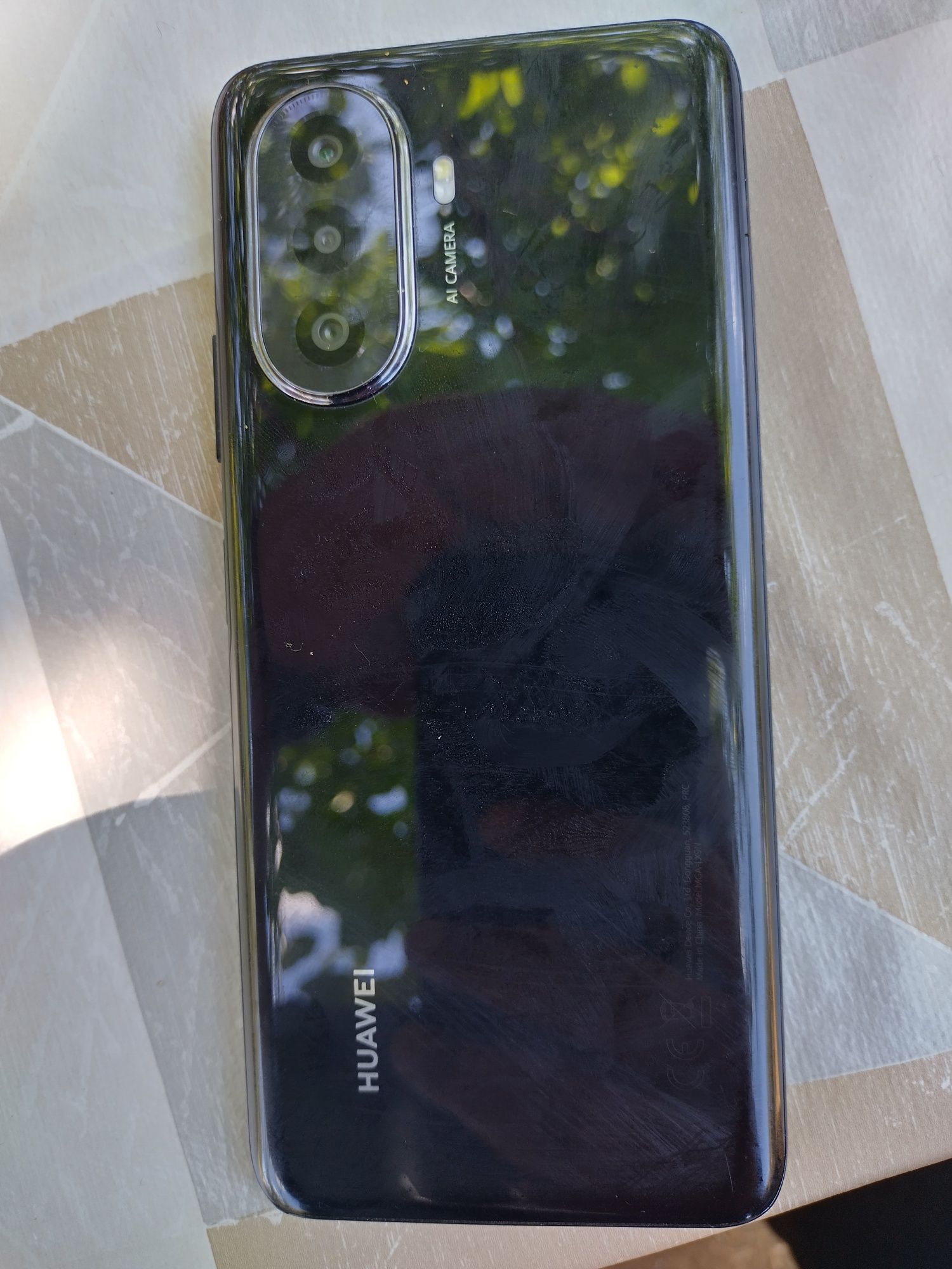 Телефон и оригинален часовник само бартер за iphone  или samsung