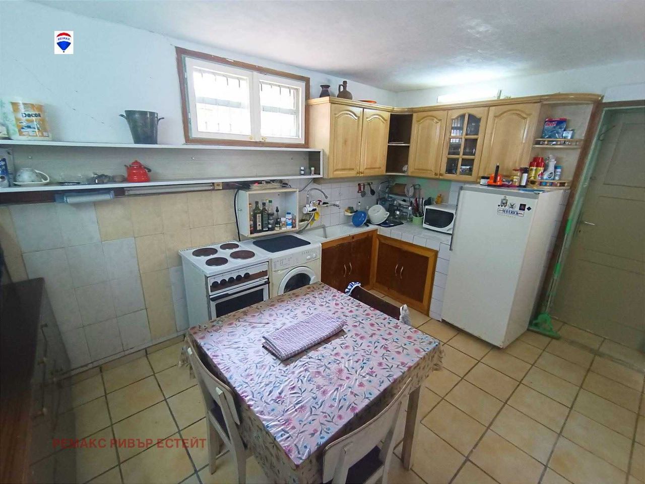 Продава се Къща в с. Брестовица, Област Русе - 80 кв.м за 394 €/кв.м - Снимка #8