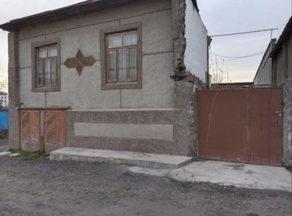 Хасанбой битонкадан 100 метир 2 линия 2,8 сотих участка сотилади