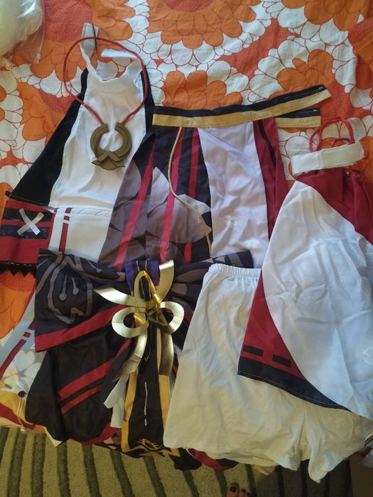 Yae Miko cosplay genshin impact