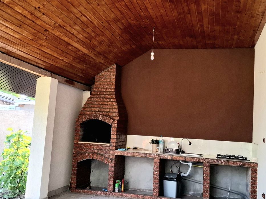 Vând casa P+M,sat Costi