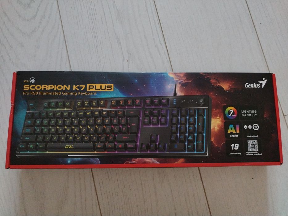 Продам новую игровую клавиатуру