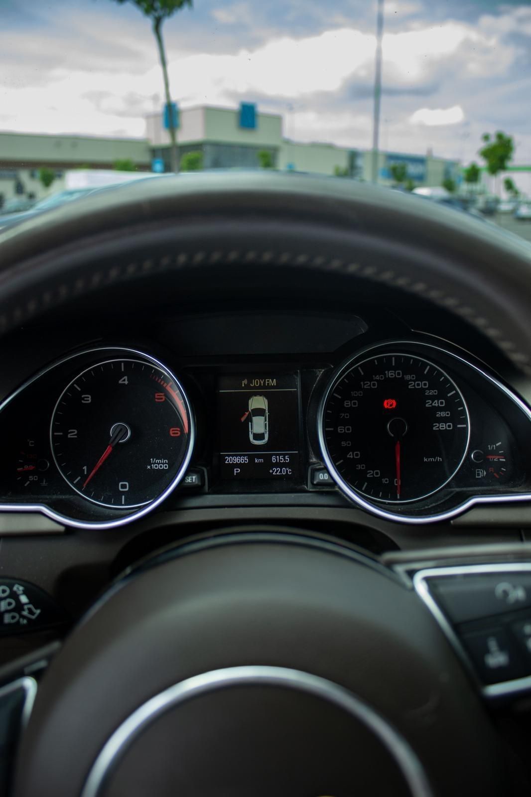 Vând Audi A5 2.0 TDI !