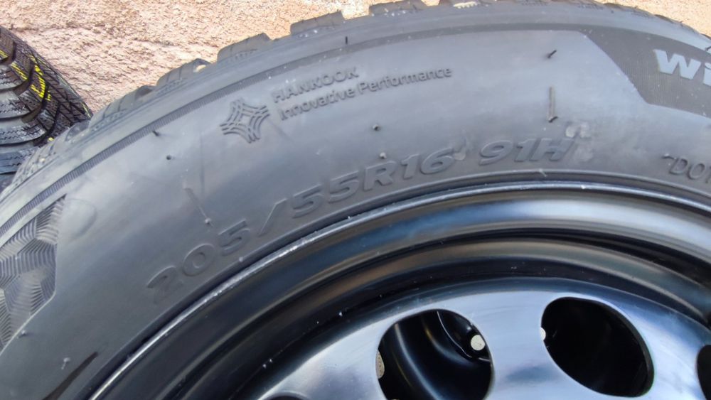 Anvelope iarna Hankook 205/55/16 +jante otel 4 buc.Golf ,Skoda