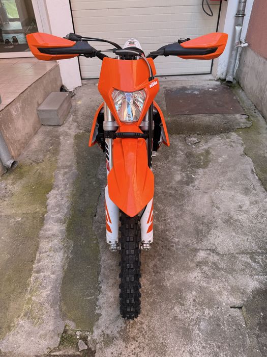 KTM EXC-F 350 4T 2023 — 52 ore, pregătită de distracție