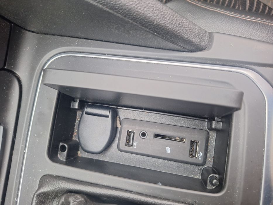 Port USB Renault Talisman