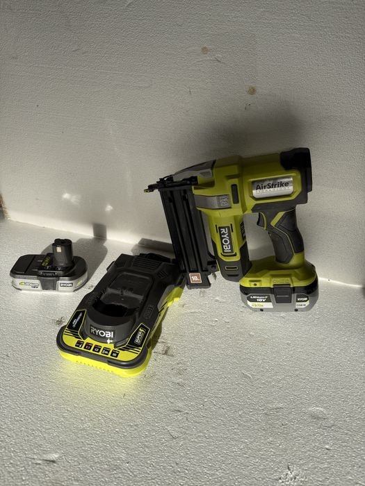 Pistol cuie lemn Ryobi R18GN18 15-50mm 2Ah 18V