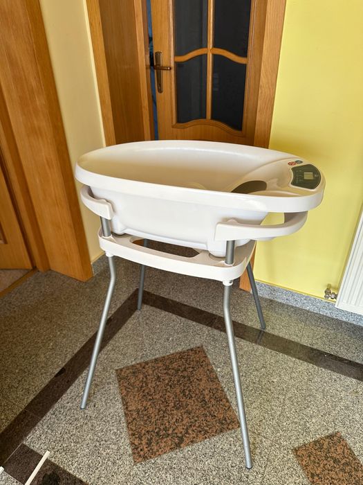 Cadă bebe cu cântar