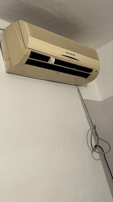 Кондиционер старый но работает