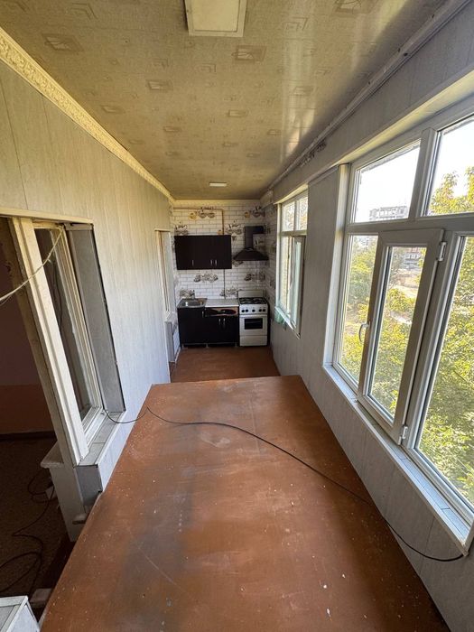 Продается квартира в городе Янгиюле.