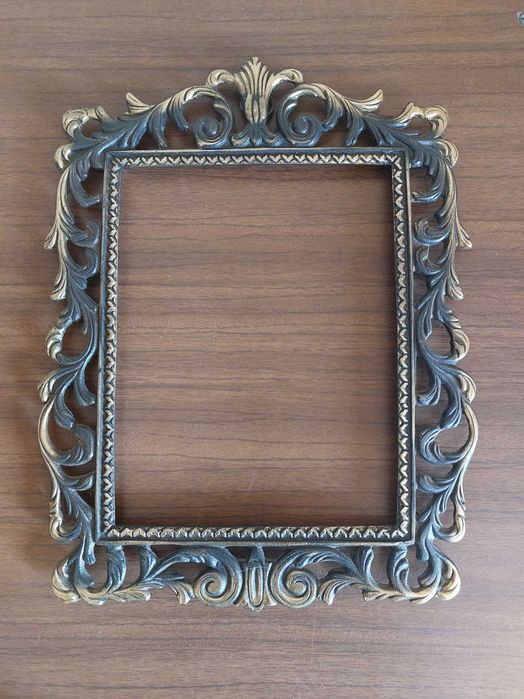 Рамка бронзовая настенная. От шелкографии, бронза