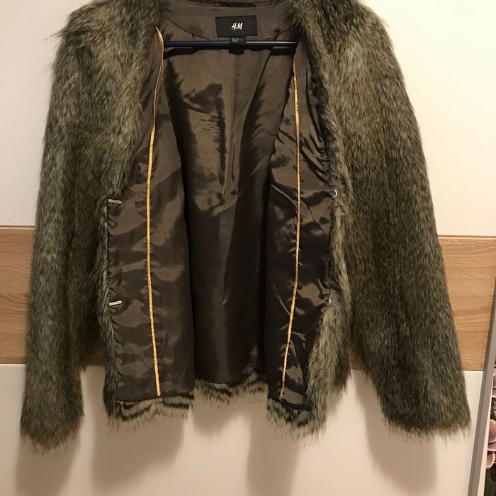 Jacheta blana artificiala H&M, noua, 38
