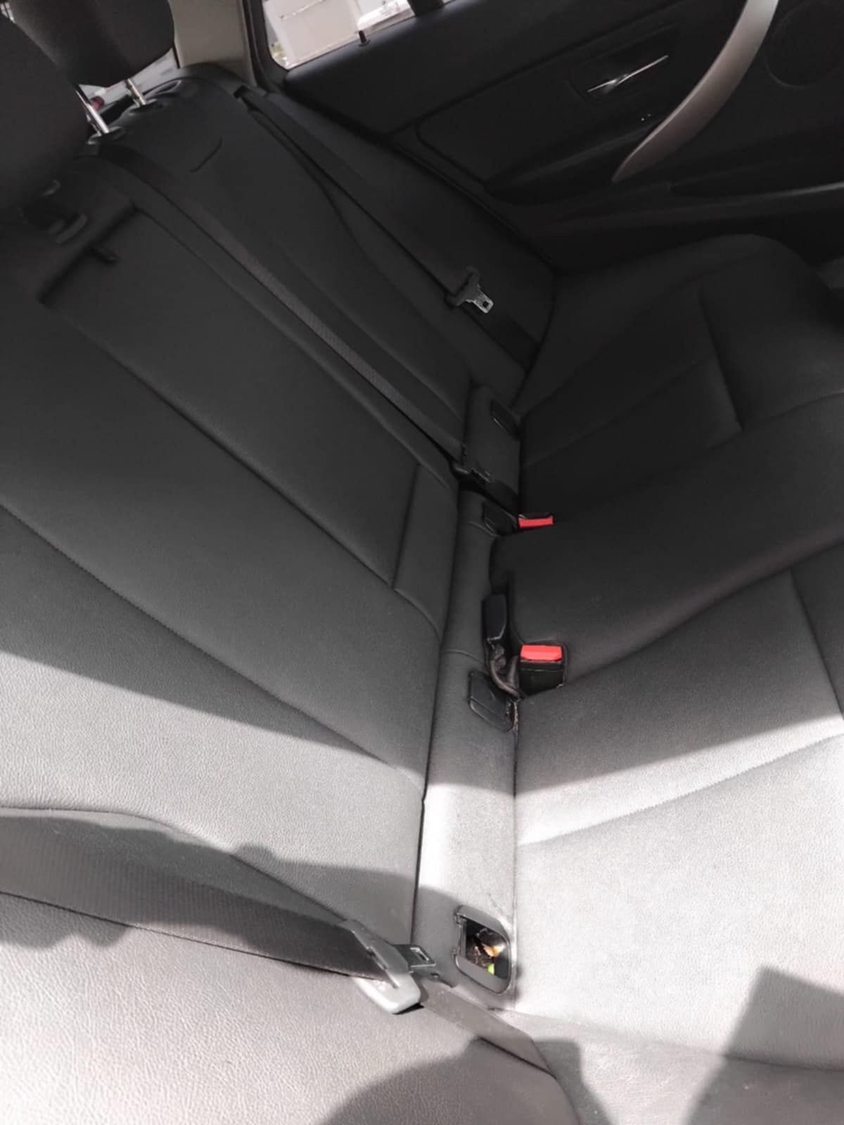 BMW 318d 2017 euro6 fara adeblu