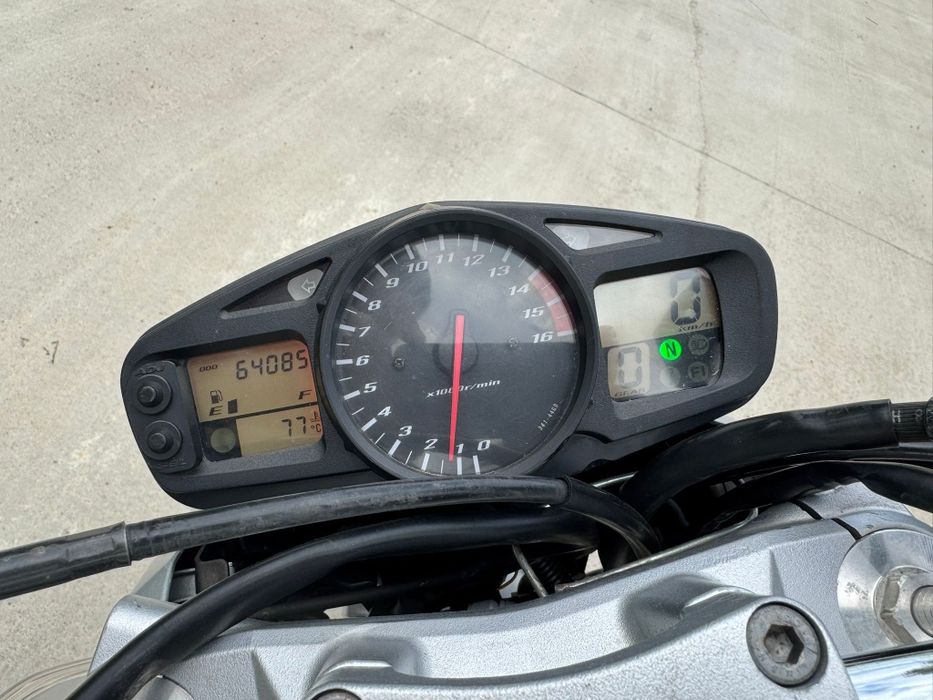 Schimb cu moped, motocicleta Suzuki GSR 600 din 2006