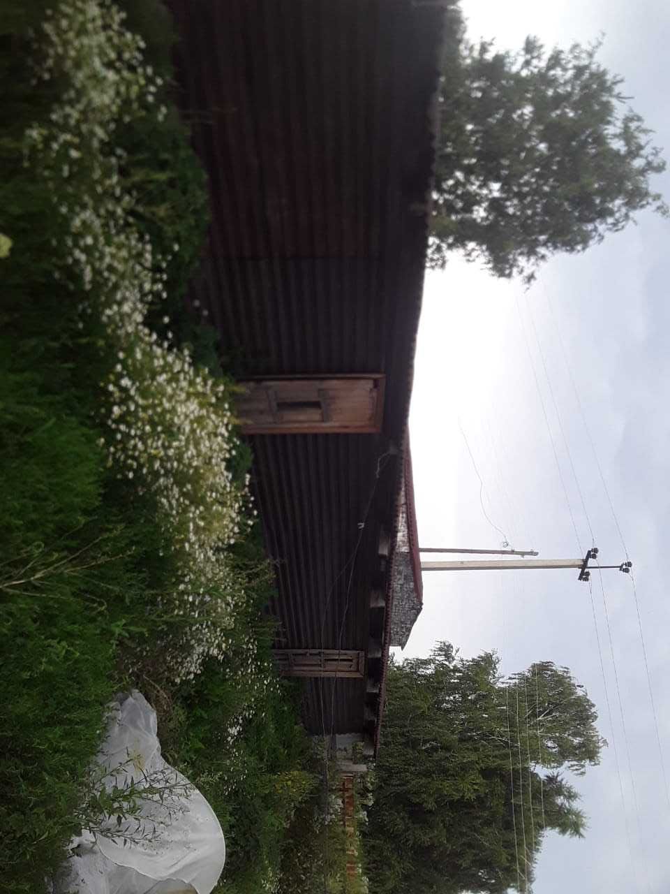 Продам 2 дома и 2 земельных делимых участка с.Бобровка вко 0.8Га,торг