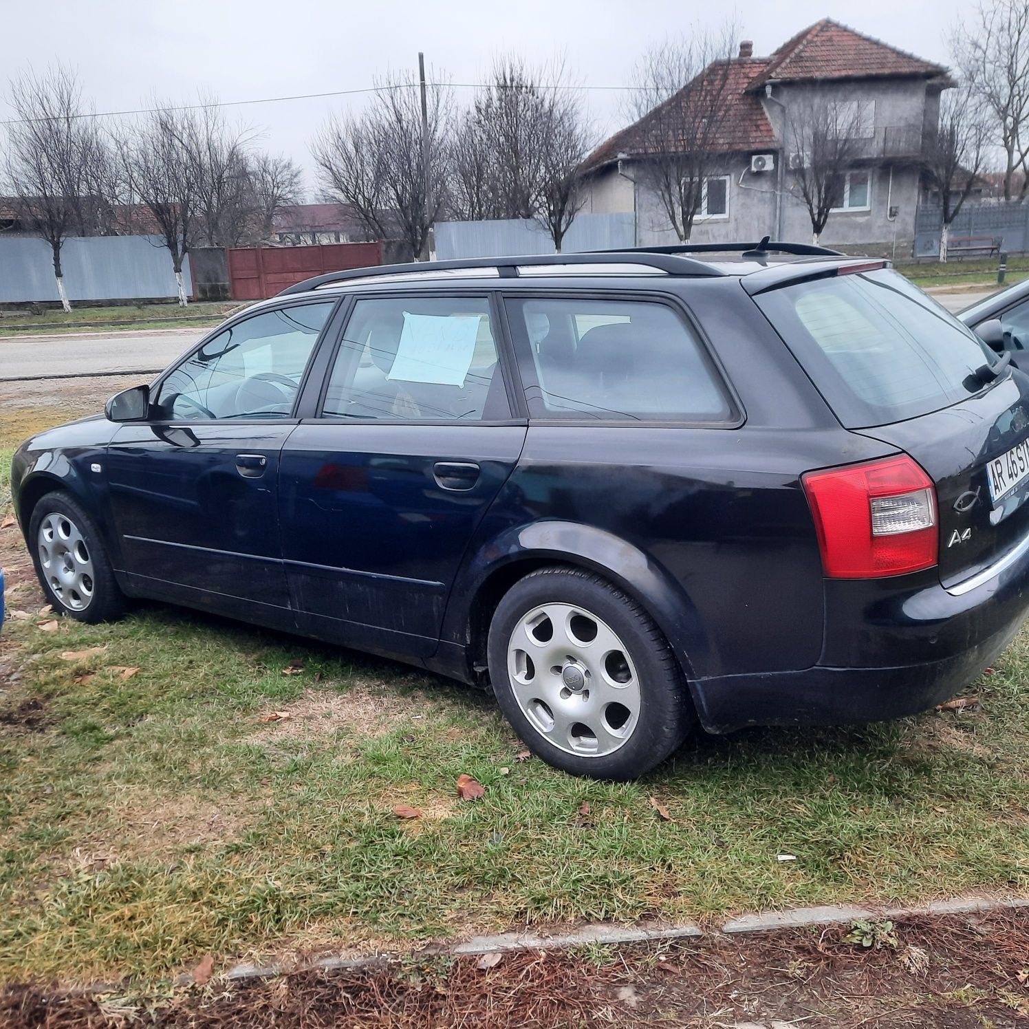 Vând Audi A4B6 131cp An2004