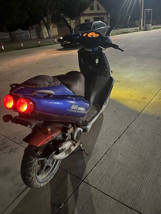 Vând Aprilia sr50 fără acte
