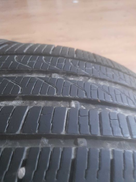 Vand 4 cauciucuri run flat Pirelli all season 245/45 R18