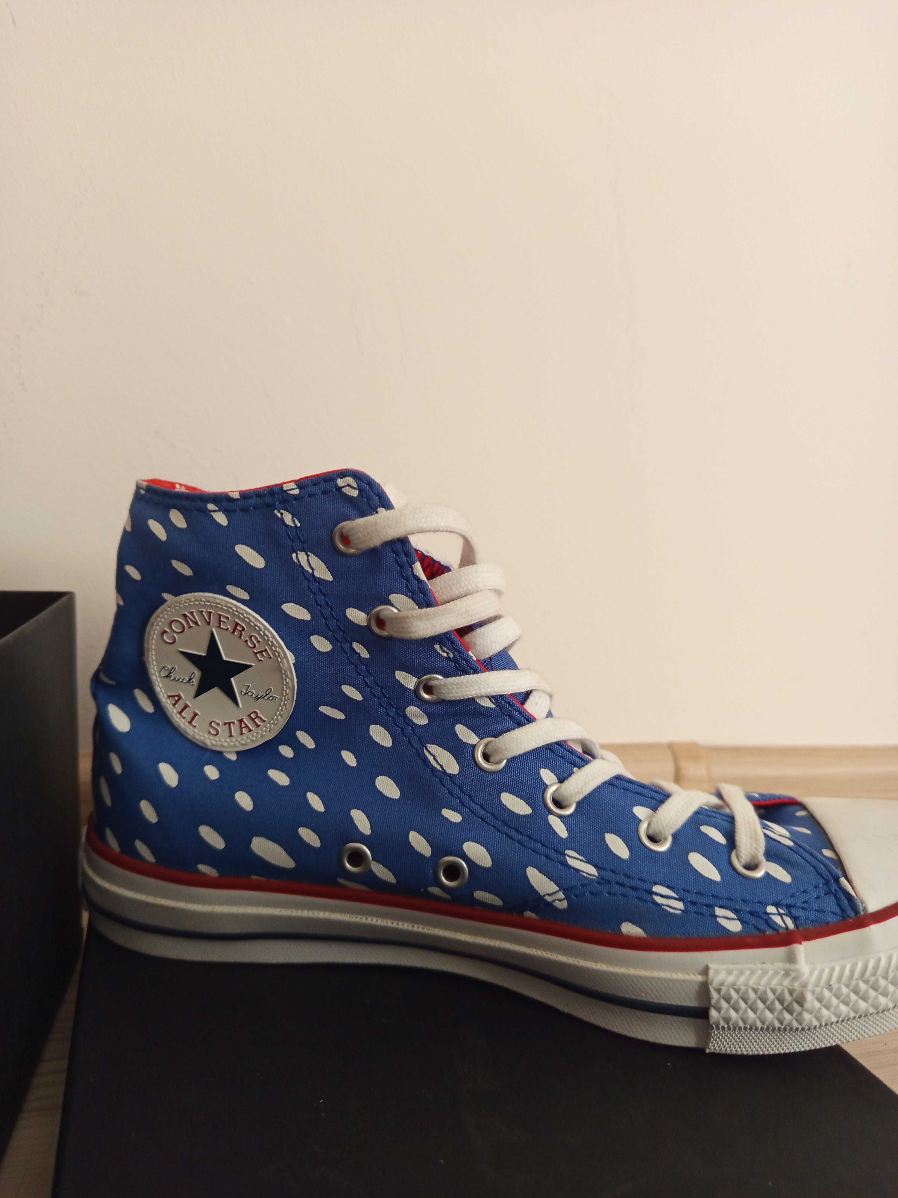 Дамски кецове Converse
