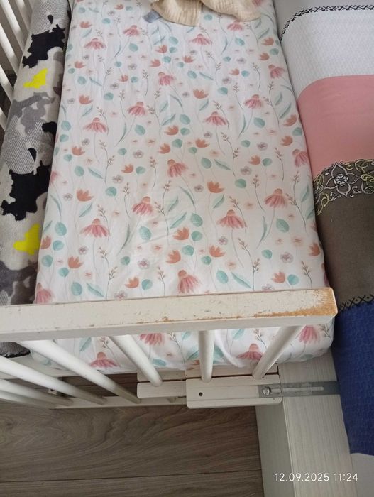 Pătuț co-sleeping