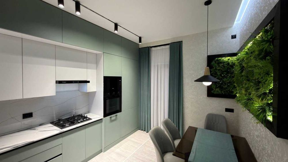 ПРОДАЕТСЯ ДОМ! 12-комн,750 кв.м|4 соток. Луначарский.  США