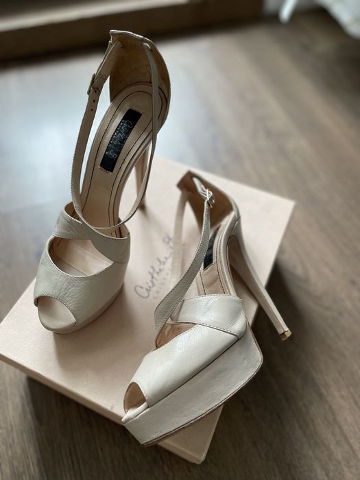 Sandale Musette, mărimea 39, piele nude/crem/beige