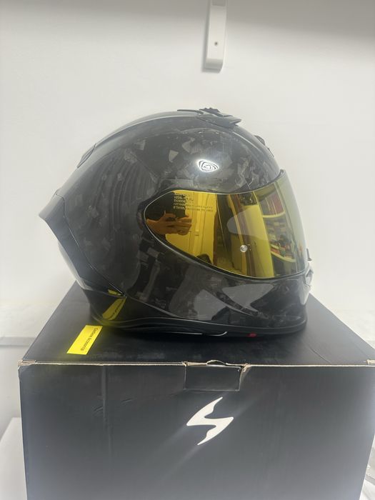 Cască Scorpion EXO R1 Air Onyx Carbon – Mărimea M
